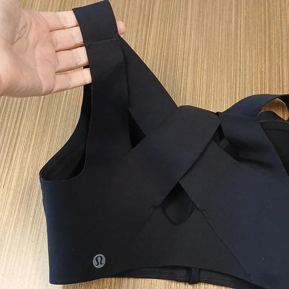 LULULEMON Front Zipper Sports Bea SZ 32DD - Picture 3 of 6